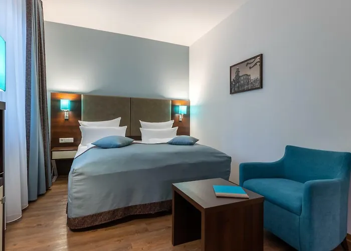 Trip Messe Westend Отель 4*