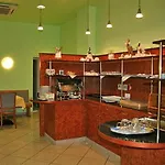 Trip Messe Westend 4*