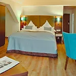 Hotel Trip Messe Westend 4*