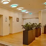 Hotel Trip Messe Westend 4*