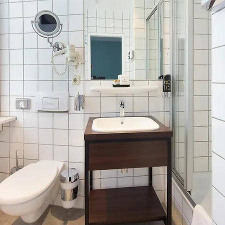 Trip Messe Westend 4*