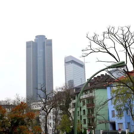 Trip Messe Westend Hotel 4*