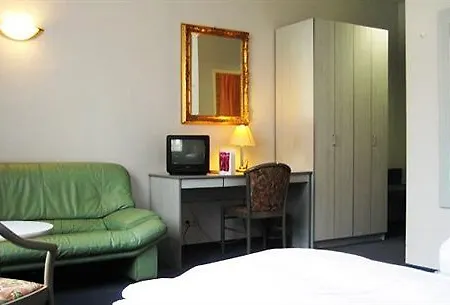 Trip Messe Westend Отель 4*