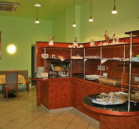 Trip Messe Westend 4*