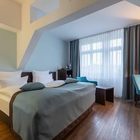 Trip Messe Westend Hotel 4*