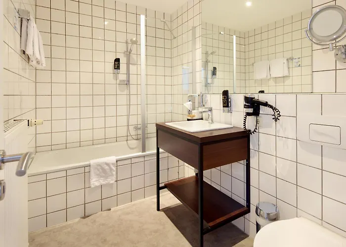 Hotel Trip Messe Westend 4*