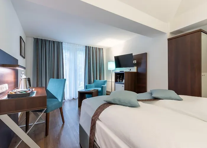 Trip Messe Westend מלון 4*