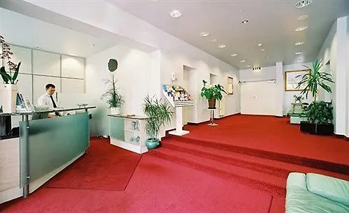 Trip Messe Westend Hotel 4*