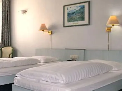 Trip Messe Westend Hotell 4*