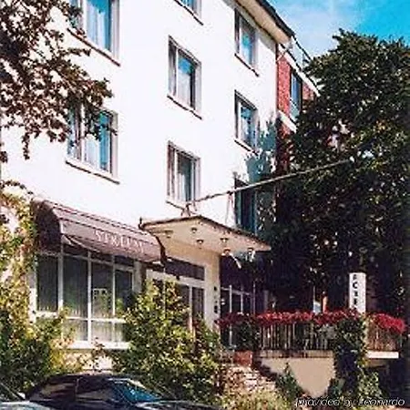 Trip Messe Westend מלון 4*